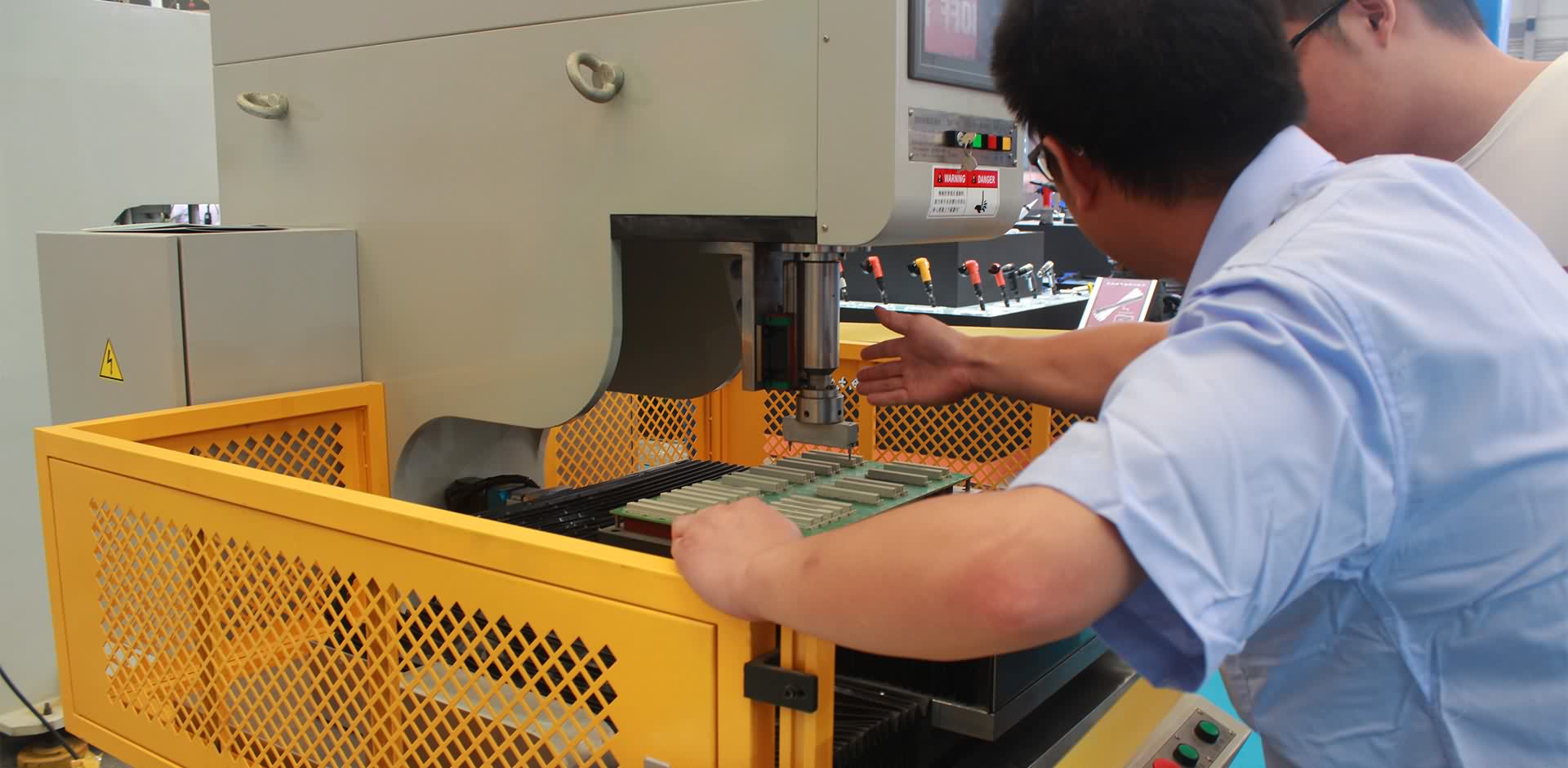氣液增壓缸、液壓油缸、伺服電動缸、壓機